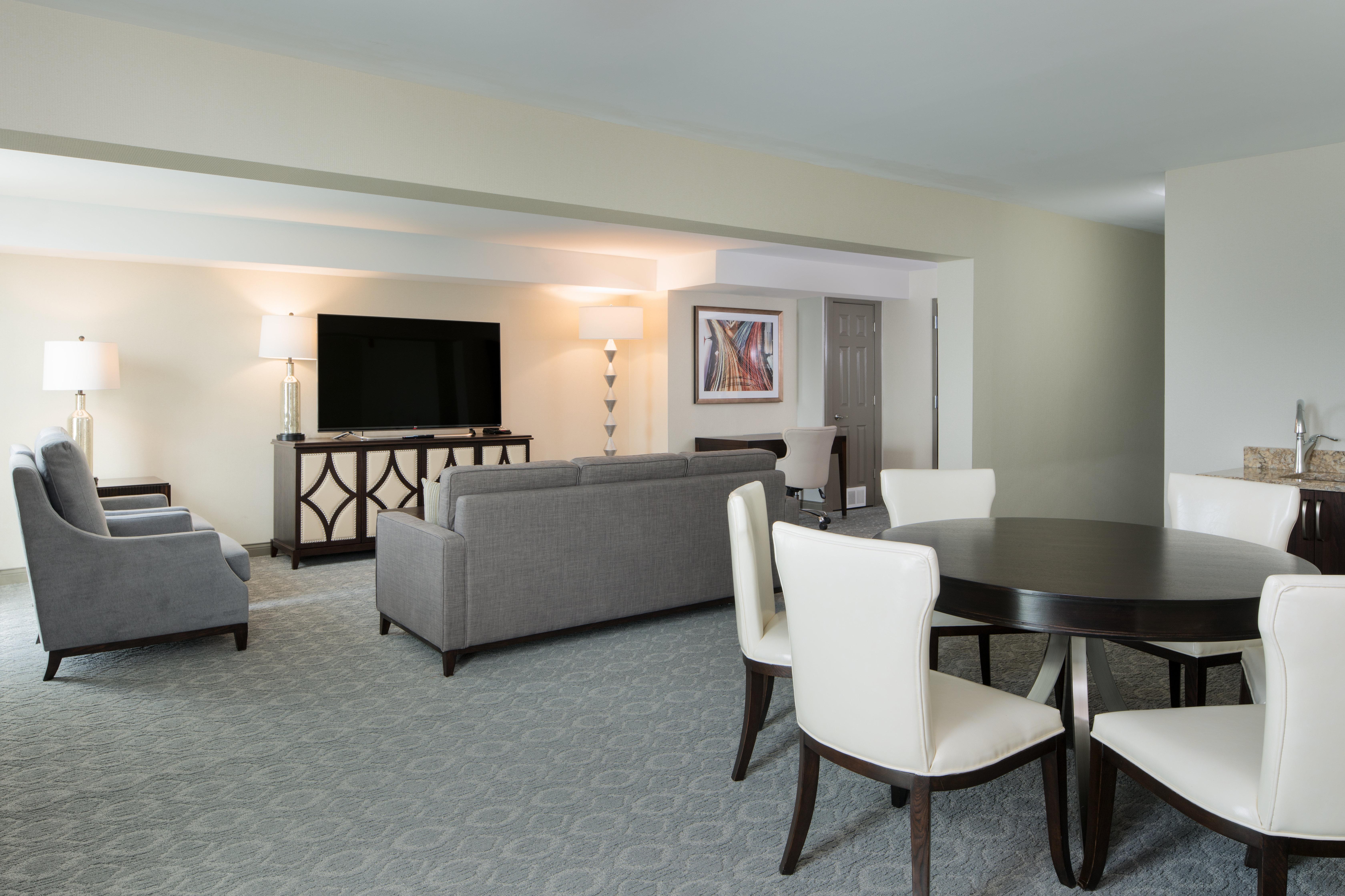 Crowne Plaza Chicago Sw - Burr Ridge By Ihg Hotel Екстериор снимка