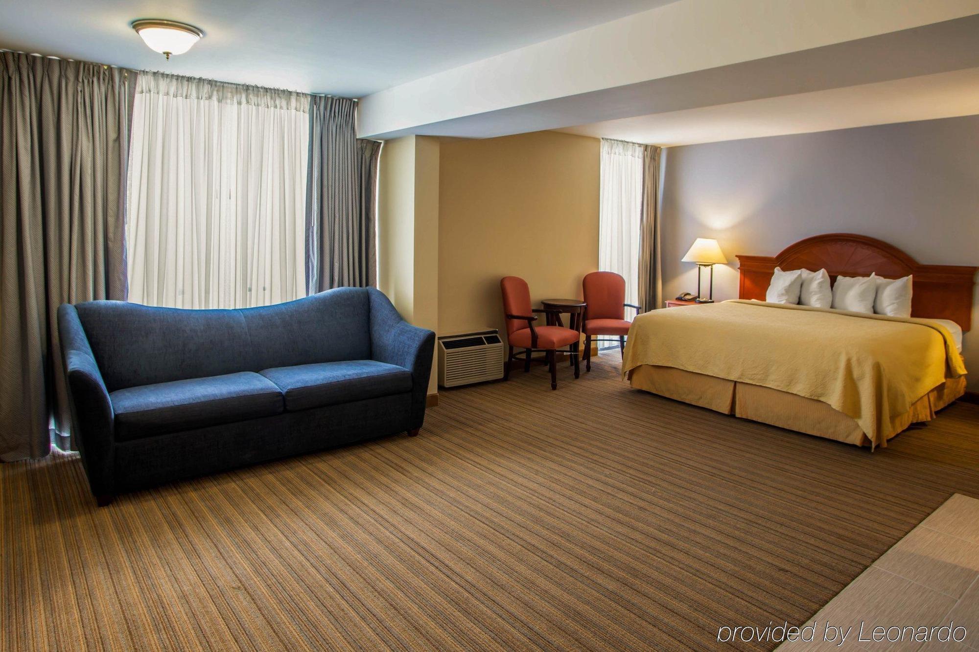 Crowne Plaza Chicago Sw - Burr Ridge By Ihg Hotel Екстериор снимка